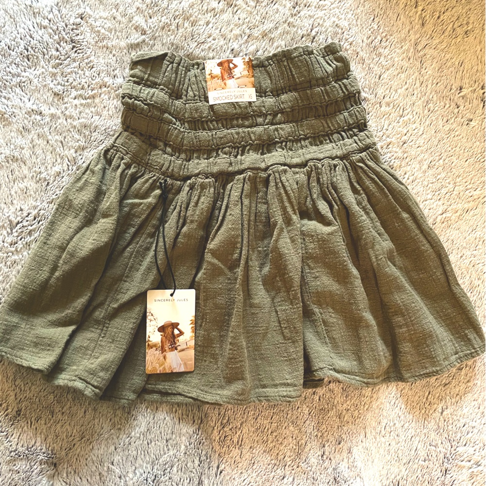 Green skirt